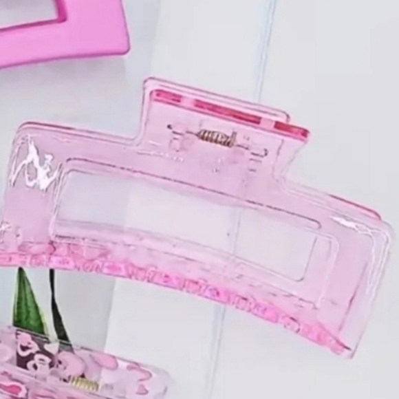 Claw Clip Hair Accessories - Picture 4 of 4